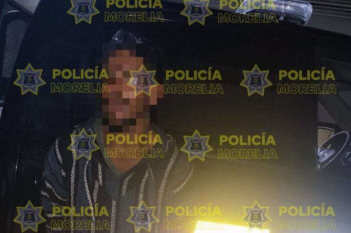 Policía Morelia detiene a hombre armado