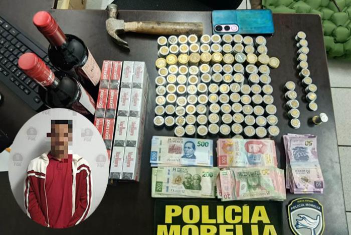 Policía Morelia detiene a hombre por cristalazo y robo en un OXXO de avenida Solidaridad