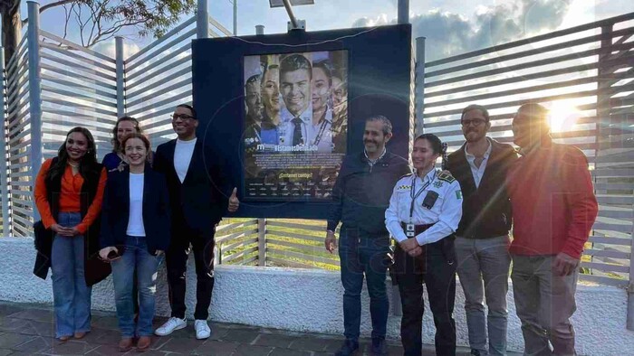 Policía Morelia inaugura galería fotografía #EstamosDeTuLado