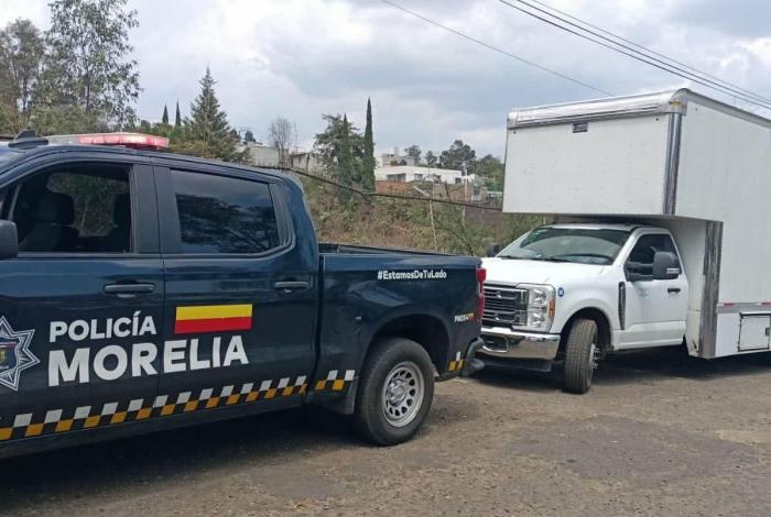 Policía Morelia recupera camioneta robada