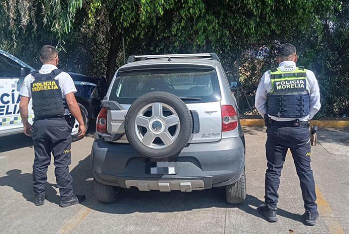 Policía Morelia recupera vehículo robado en Los Ejidos