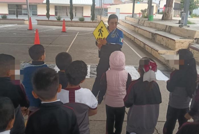 Policía Morelia refuerza educación vial con capacitaciones en primaria y secundaria