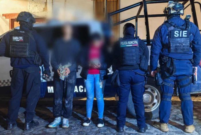 Policías de la GC y de Pátzcuaro detienen a 3 presuntos narcomenudistas en Tzintzuntzan