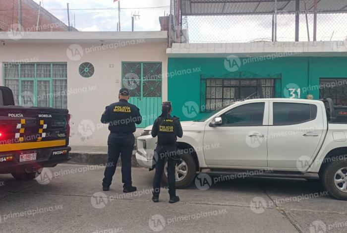 Policías municipales encuentran camioneta robada en Morelia