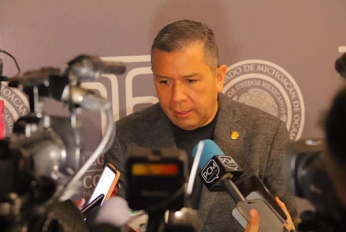 Por omisión del OOAPAS, nuevas vialidades se inundan y dejan sin agua a familias: Barragán