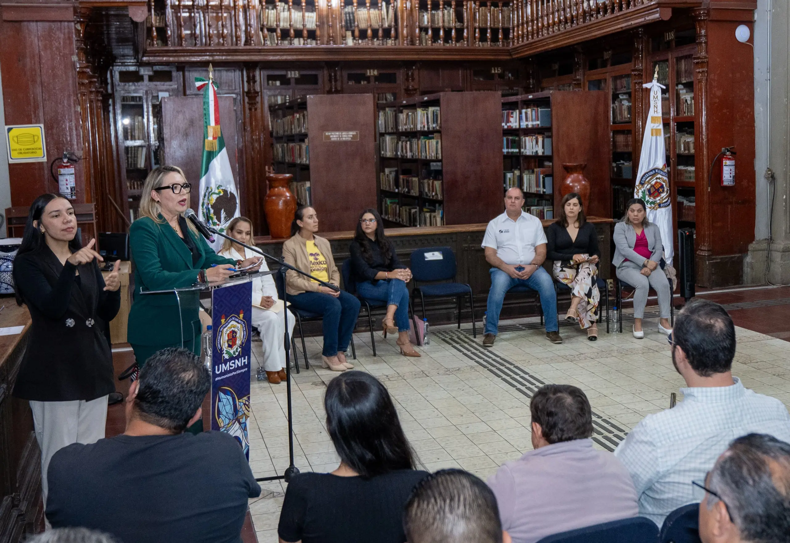 Por primera vez, UMSNH apertura Biblioteca Inclusiva; Yarabí Ávila llama a construir una Universidad para todas y todos