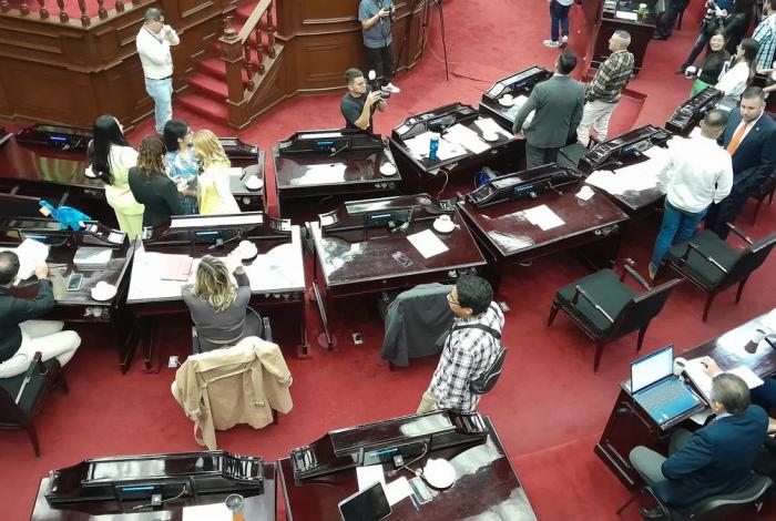 Por sesión Legislativa reiniciada de manera irregular, diputados procederán legalmente