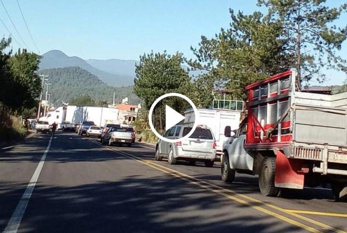 Por tercer día, comuneros de San Lorenzo bloquean la carretera; exigen seguridad