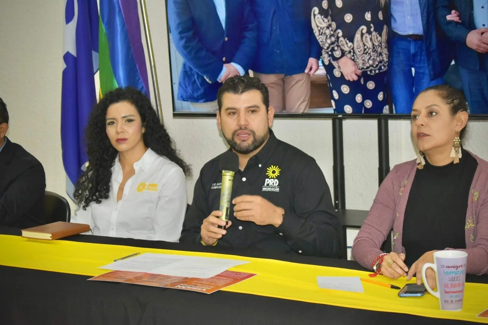 PRD exige fortalecer a los municipios ante abandono presupuestal y violencia