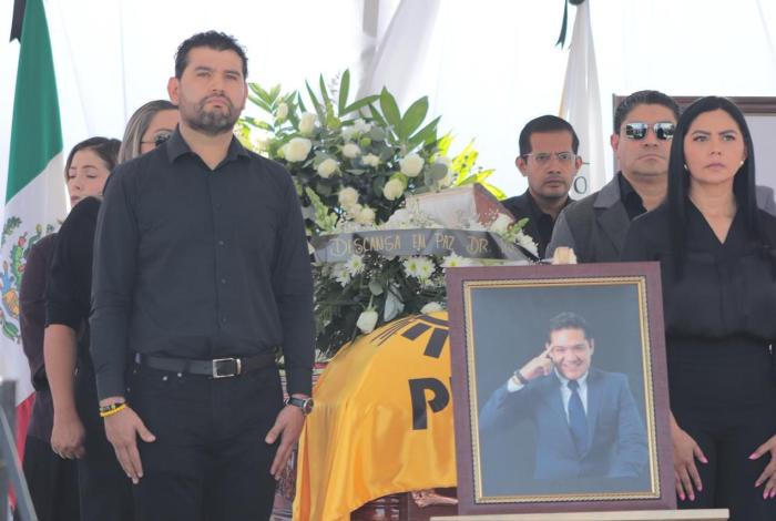 PRD Michoacán rinde homenaje póstumo a Jesús Antonio Espinoza Rochín
