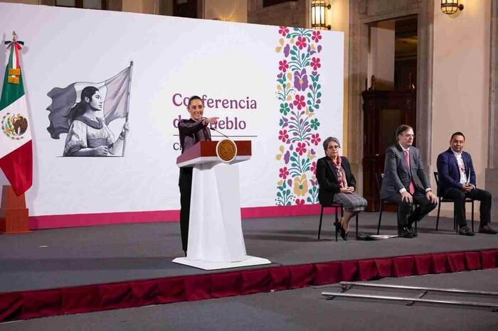 PRESIDENTA CLAUDIA SHEINBAUM: SE MANTIENE MESA DE DIÁLOGO PERMANENTE CON EUA CON RESPETO A LA SOBERANÍA MEXICANA; IMPLEMENTAR ARANCELES AFECTARÍA LA ECONOMÍA ESTADOUNIDENSE