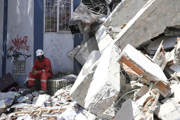 Presidente de Colombia cifra en 181 los muertos por el terremoto, 59 menos que datos regionales