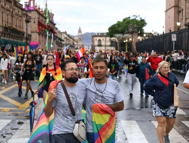 PRIDE 2024: ¿Sabes cuántos mexicanos integran la población LGBT+?