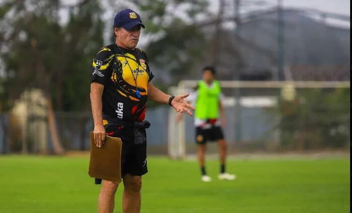 “Primero hay que ver al equipo y habrá que juzgarlo sobre lo que se vea”: Mario García, DT Atlético Morelia