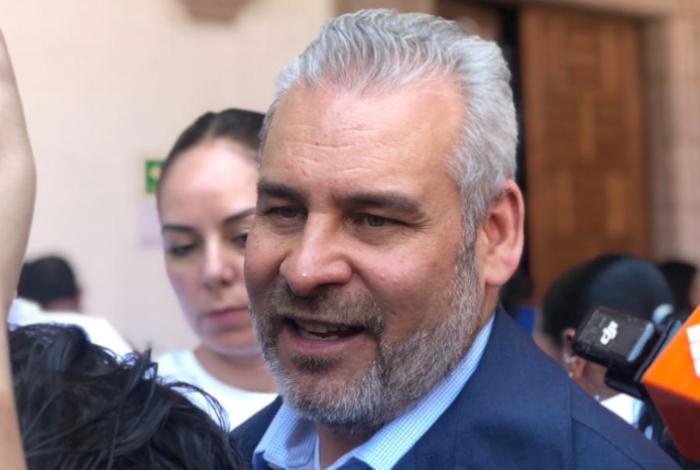 Prioridad es que estudiantes regresen a clases en la UMSNH: Bedolla