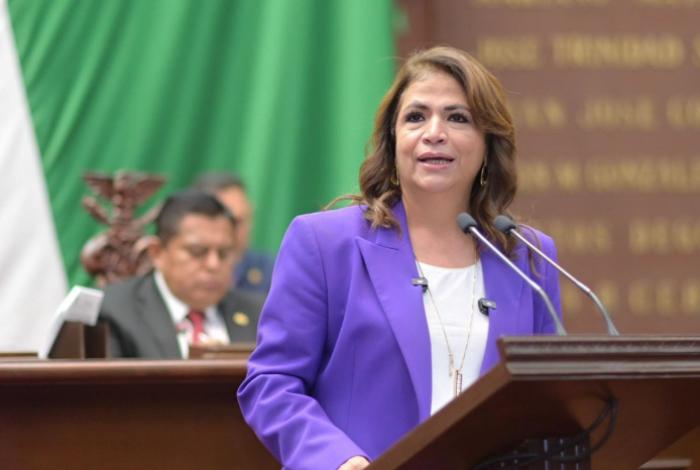Propone Fabiola Alanís representación de migrantes en el Congreso de Michoacán