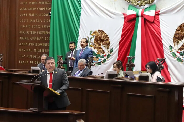 Propone Vicente Gómez reforma para garantizar indemnizaciones y pensiones para personas con enfermedades crónico degenerativas