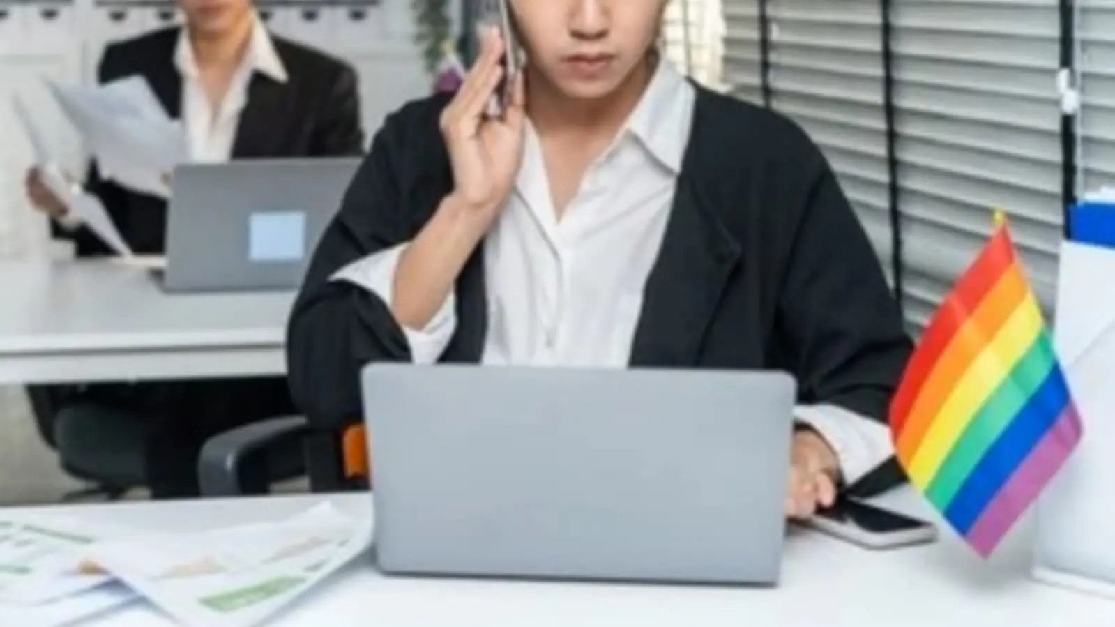 Proponen cuota laboral del 3% para personas LGBTQ+ ante persistente discriminación en el empleo