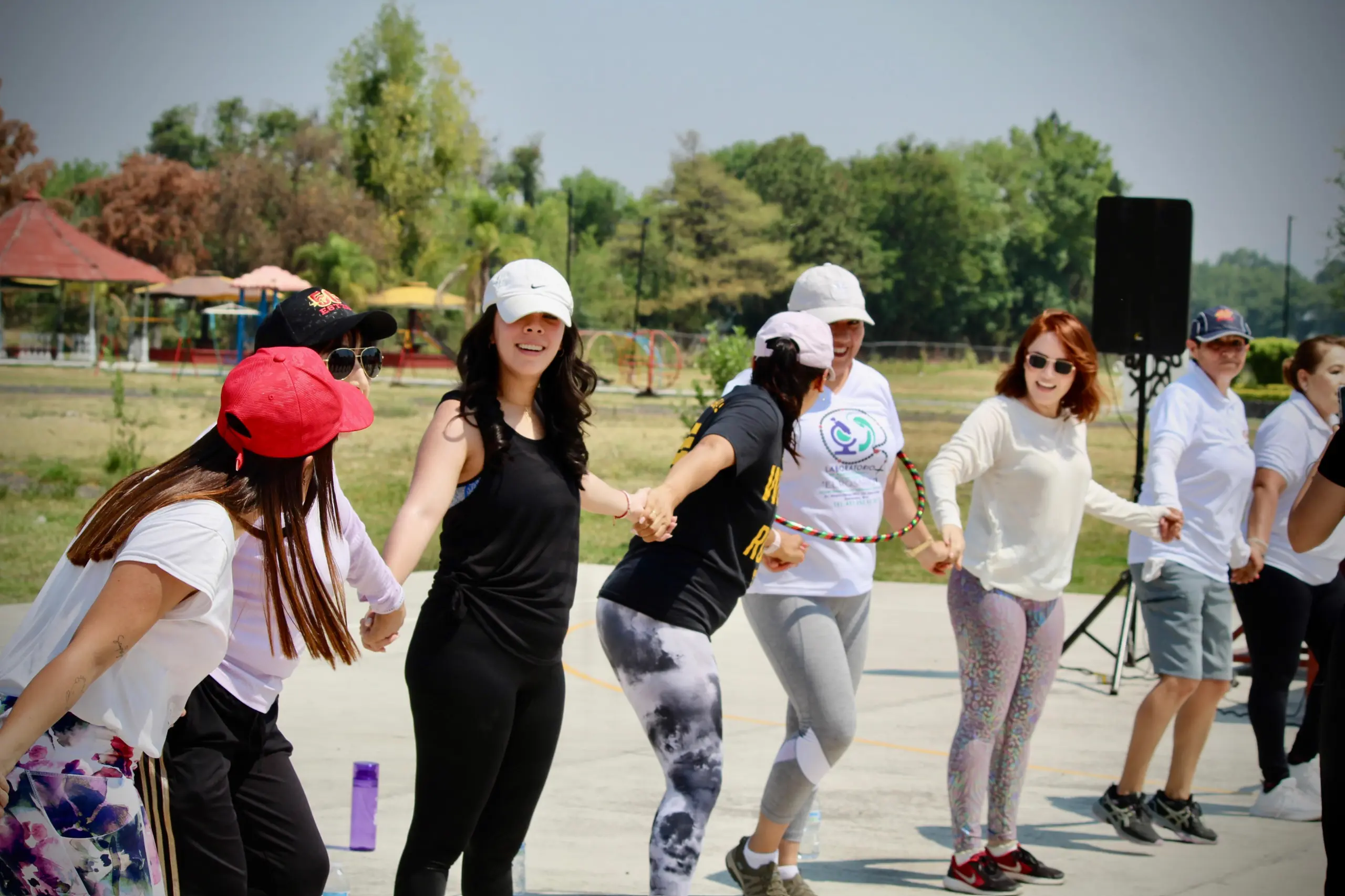 Queréndaro reconoce y agradece a las y los maestros: Diana Caballero