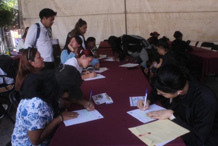 Realizan en Morelia Feria del Empleo del “Plan Michoacán por la Paz y la Justicia”; adultos mayores con dificultad