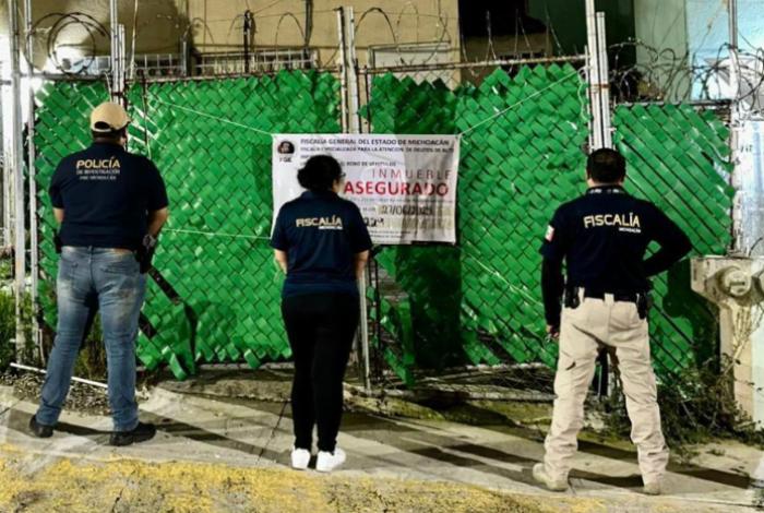 Recupera FGE motocicleta y vehículo tras catear un inmueble en el fraccionamiento Galaxia, en Tarímbaro