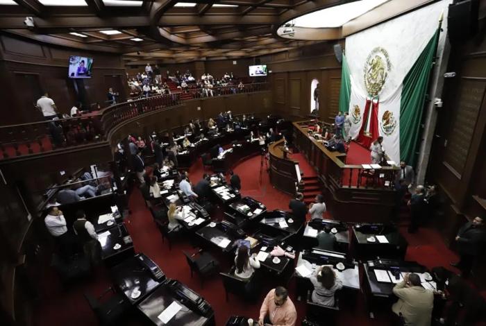 Reforma 76 Legislatura la ley en pro de la reintegración social y laboral de migrantes repatriados