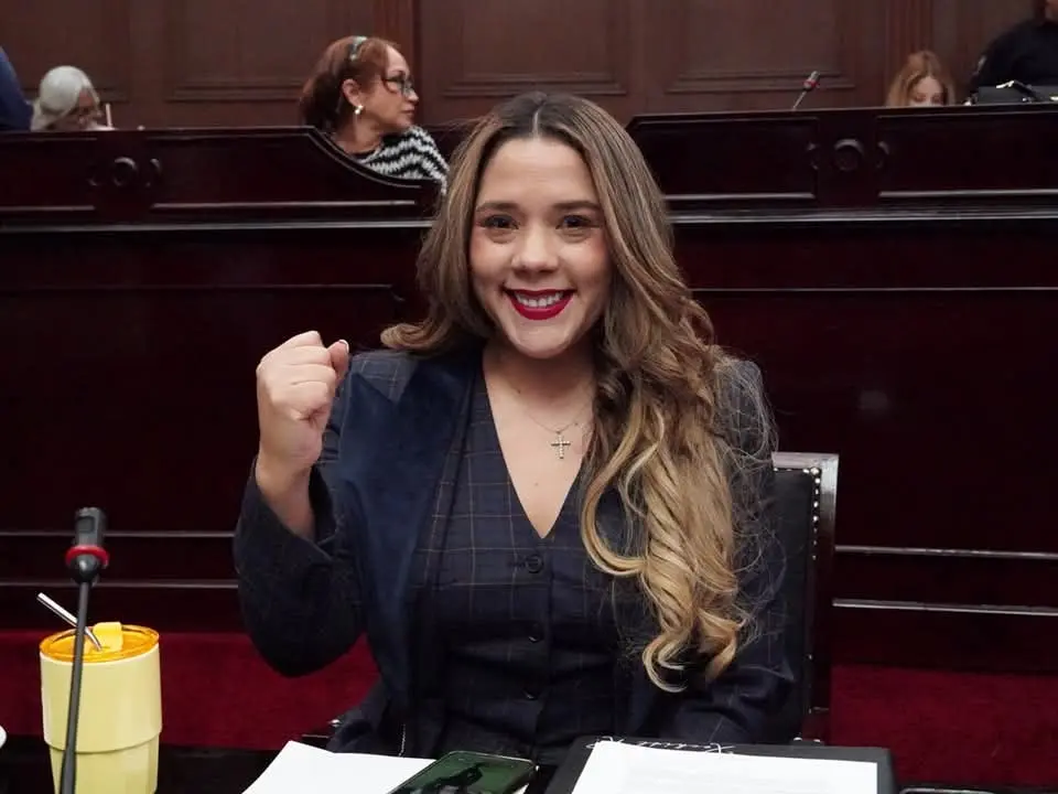 Reforma de alternancia vulnera la ley y manipula la equidad de género: Xóchitl Ruiz