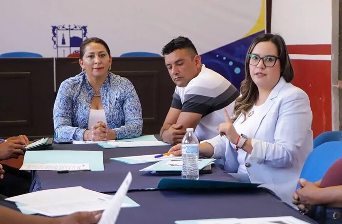 Refuerza Quiroga su compromiso con la comunidad migrante