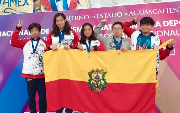 Regresa con 10 medallas equipo de Paranatación IMCUFIDE