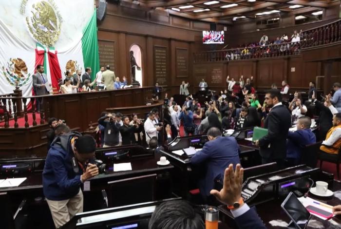 Regula Congreso de Michoacán ingreso de menores en servicios de hospedaje, busca evitar trata de personas