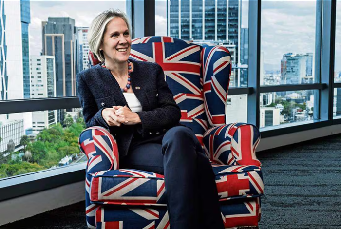 Reino Unido apunta a México para invertir en finanzas y farmacéuticas, dice su embajadora