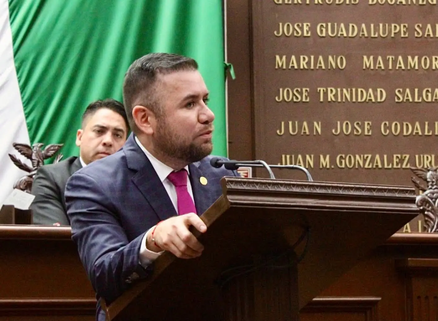 Relevo de la FGE, oportunidad para redignificar institución: Reyes Galindo