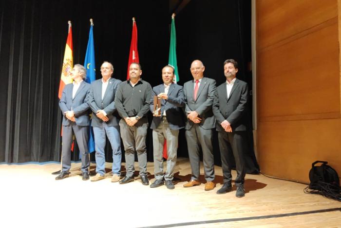 Respaldo de Alfonso Martínez, fundamental para obtención de Escoba de Platino: Sindicato de Limpia