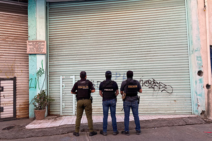 Revienta la FGE 'tiendita' en el Mercado de Abastos de Morelia: había 200 dosis de cristal