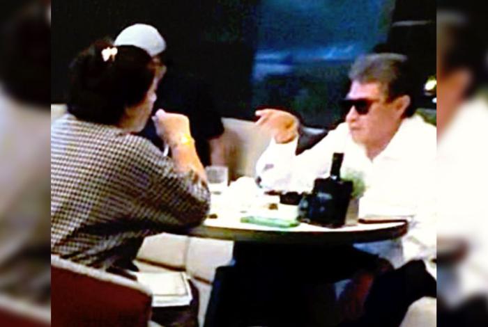 Ricardo Monreal niega estar hospedado en hotel de lujo de Madrid