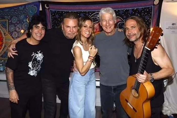 Richard y Alejandra Gere, como dos fans más en el concierto que Maná ha dado en Madrid