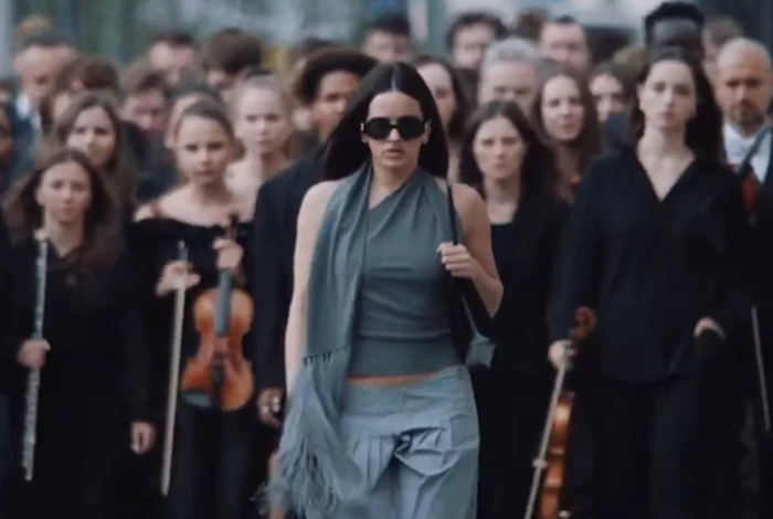 Rosalía adelanta al New York Times temas de 'Lux', donde canta en trece idiomas