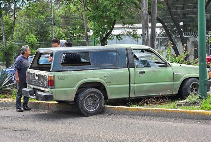 Se accidenta camioneta en la avenida Madero Oriente de Morelia