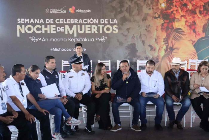 Se alistan comunidades de la ribera del lago de Pátzcuaro para Noche de Muertos