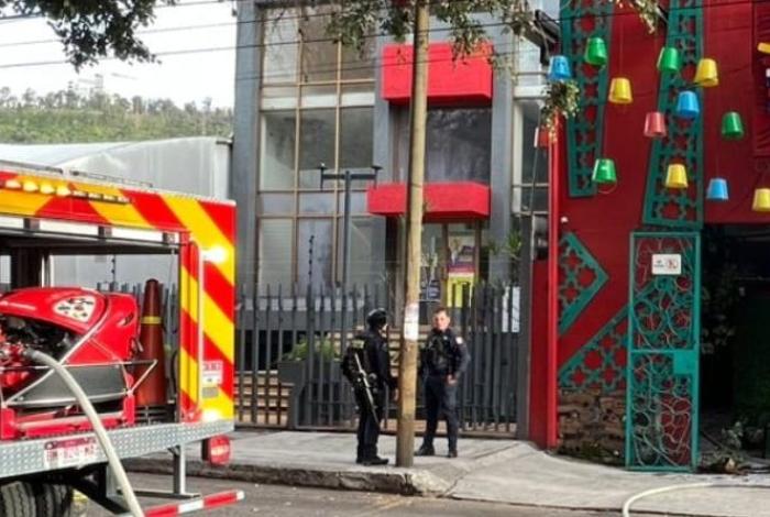 Se incendia horno de leña en Mi Lola