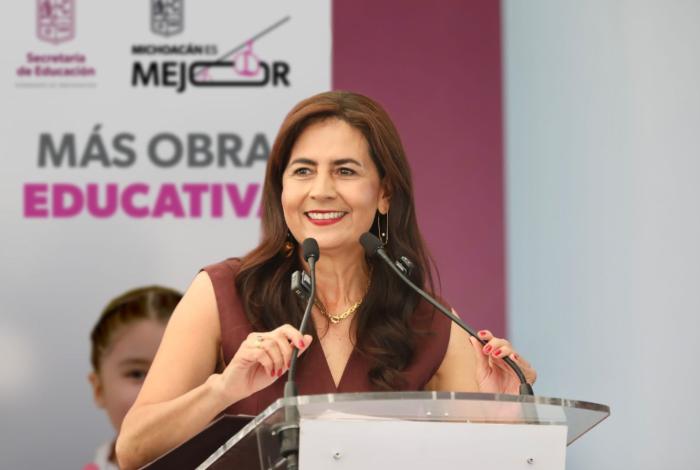 Se invierten 160 mdp en educación en la costa michoacana: Gabriela Molina