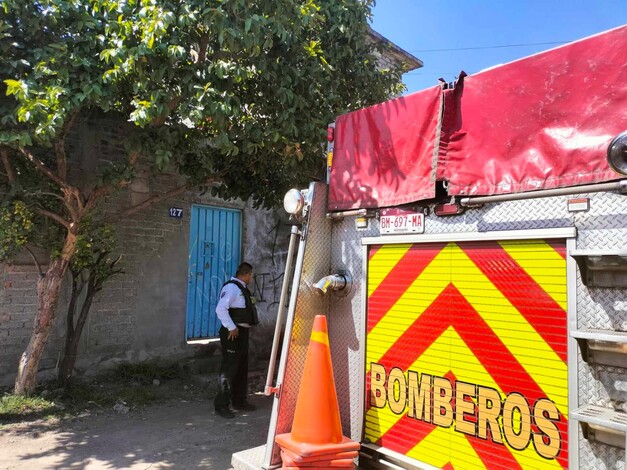 Se registra incendio en domicilio de la colonia 13 de Abril, en Morelia