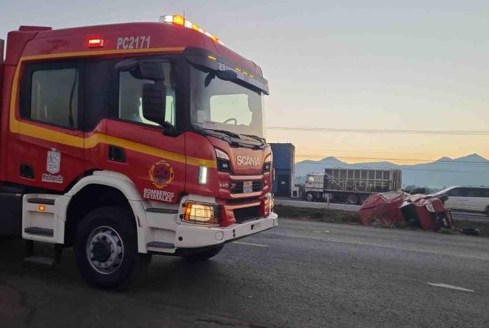 Se registran dos volcaduras: una en el Ramal Camelinas y otra en la Morelia-Pátzcuaro