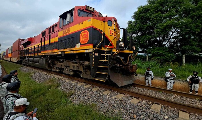 Se roban llantas de un contenedor que era trasladado por el ferrocarril