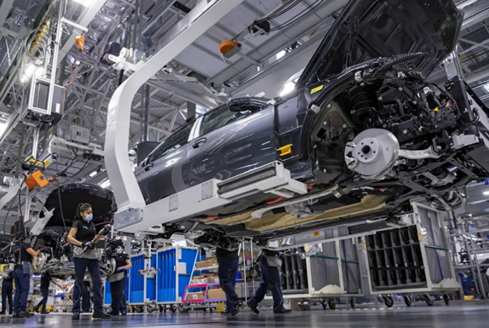 Sector automotriz: México logra reducción de aranceles en acero