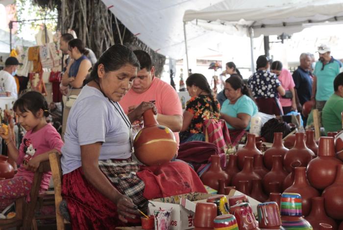 Secum invita a postular a grandes maestros del arte michoacano al Premio Eréndira