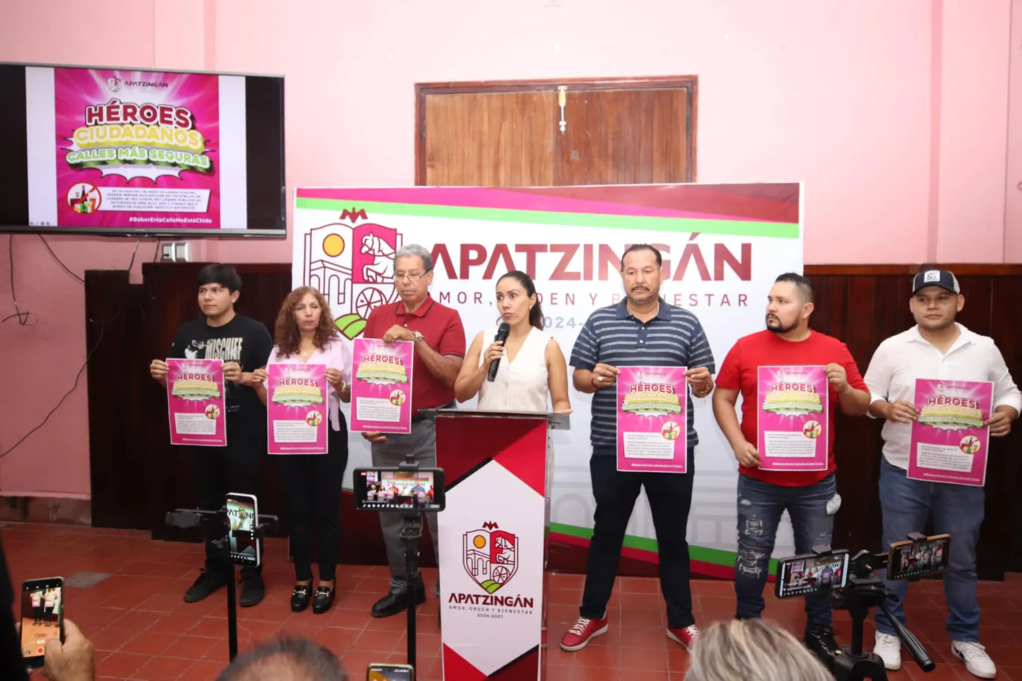 Ser un héroe también es no beber en la calle