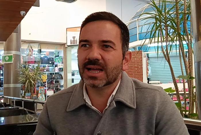 Servilismo, no autocrítica, ve Yankel en Carolina Rangel sobre Plan Michoacán