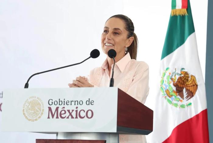 Sheinbaum anuncia Pensión Mujeres Bienestar para 2025
