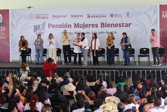 Sheinbaum desde Quiroga: “Las mujeres somos el alma de la nación y hay que reconocerlas”